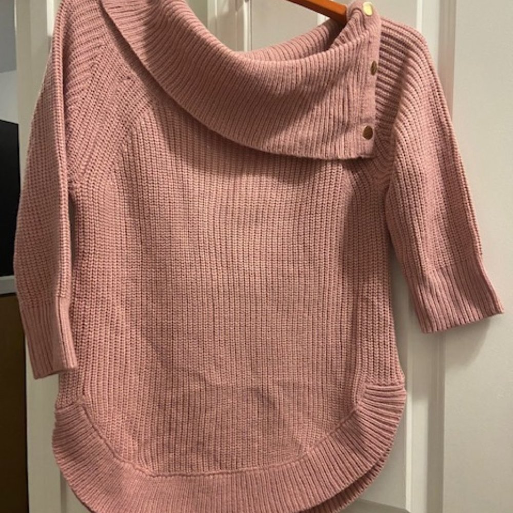 Women's sweater